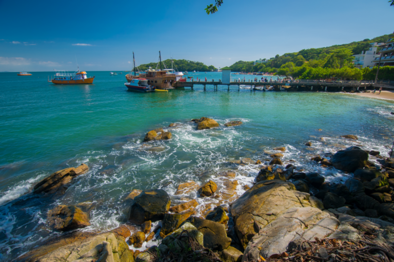 5 praias de Santa Catarina para ir no feriado de 12 de outubro