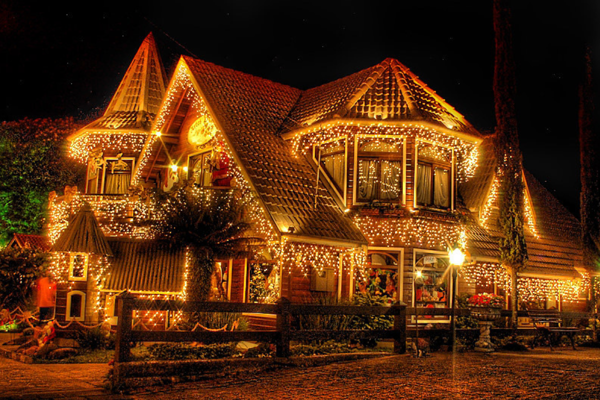 Natal Luz de Gramado - A Rua Coberta ganhou um céu estrelado que deixou  ainda mais encantadora a Cidade Mágica do Natal. ❤️🌟🎄 O 35º Natal Luz de  Gramado vai até o