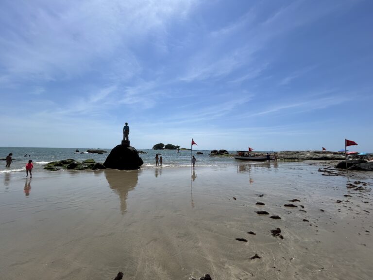 Ilha do Grant na praia de Barra Velha